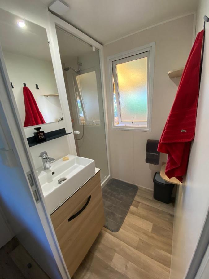 Mobil Home De Charme Fréjus Eksteriør billede