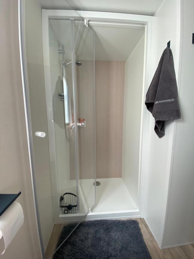 Mobil Home De Charme Fréjus Eksteriør billede